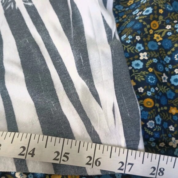 Westbound Woman 2x Plus A-Line Blouse Floral with Embellishments 22/24W - Picture 7 of 8